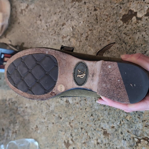 VC Signature by Vince Camuto 6.5M    Ankle Booties    Green Vi-Tallon Leather - Picture 3 of 4